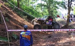 Tay đua tranh t&agrave;i tại giải đua off-road VOC 2024