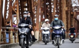 Thời tiết ng&agrave;y 8/11:  Miền Bắc s&aacute;ng trời se lạnh, miền Trung giảm mưa