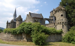 Những l&acirc;u đ&agrave;i, cung điện cổ nguy nga nhất thế giới