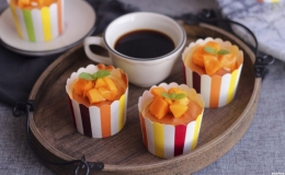Mềm mịn m&oacute;n b&aacute;nh crepe cuộn kem 