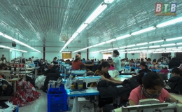 Đ&ocirc;ng Kinh: Gi&agrave;u l&ecirc;n từ nghề