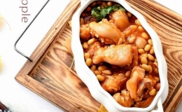 Gi&ograve; heo hầm đậu tương đưa cơm ng&agrave;y trở lạnh