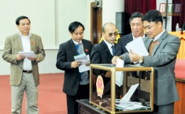 Lấy phiếu t&iacute;n nhiệm đối với những người giữ chức vụ do HĐND bầu: Bảo đảm kh&aacute;ch quan, d&acirc;n chủ