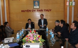 Thống nhất chương tr&igrave;nh phối hợp th&ocirc;ng tin, tuy&ecirc;n truyền với huyện Th&aacute;i Thụy