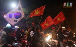 Đ&ecirc;m chiến thắng