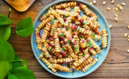 Ng&ocirc; chi&ecirc;n x&oacute;c muối ớt ăn vặt si&ecirc;u ngon