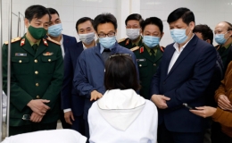 Sau 72 giờ ti&ecirc;m thử nghiệm vắc xin Covid-19 của Việt Nam, sức khỏe c&aacute;c t&igrave;nh nguyện vi&ecirc;n đều ổn định