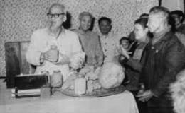 B&aacute;c về mừng c&ocirc;ng 5 tấn (Tiếp theo)