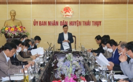 Gi&aacute;m s&aacute;t việc r&agrave; so&aacute;t, xử l&yacute;, giải quyết c&aacute;c trường hợp người hưởng ch&iacute;nh s&aacute;ch hoạt động kh&aacute;ng chiến v&agrave; con đẻ của họ bị nhiễm chất độc h&oacute;a học   