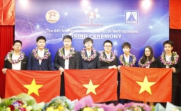 Học sinh H&agrave; Nội gi&agrave;nh 7 huy chương Olympic c&aacute;c th&agrave;nh phố lớn