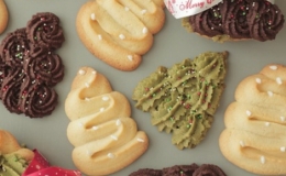 L&agrave;m b&aacute;nh quy bơ h&igrave;nh c&acirc;y th&ocirc;ng đ&oacute;n Gi&aacute;ng sinh