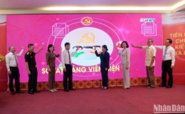 B&igrave;nh Phước vận h&agrave;nh sổ tay đảng vi&ecirc;n điện tử