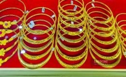 Cập nhật gi&aacute; v&agrave;ng s&aacute;ng 17.12: Bất ngờ bật tăng