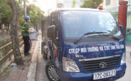 Th&agrave;nh phố : Cơ giới h&oacute;a, n&acirc;ng cao hiệu quả  thu gom r&aacute;c thải