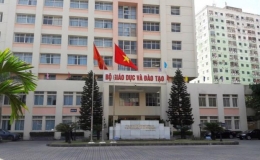 Bộ Gi&aacute;o dục v&agrave; Đ&agrave;o tạo: "Bỏ tiếng Anh để học tiếng Trung&rdquo; l&agrave; th&ocirc;ng tin xuy&ecirc;n tạc