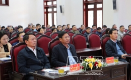 C&aacute;c đại biểu HĐND tỉnh tiếp x&uacute;c cử tri tại th&agrave;nh phố Th&aacute;i B&igrave;nh