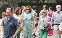 Kh&aacute;ch quốc tế đến Việt Nam năm 2023 tăng 3,4 lần