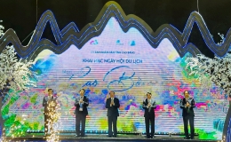 Khai mạc Ng&agrave;y hội Du lịch Non nước Cao Bằng năm 2023 tại H&agrave; Nội