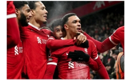 Liverpool thắng kịch t&iacute;nh trước Fulham