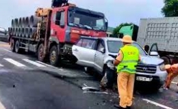 Mỗi ng&agrave;y c&oacute; 20 người chết v&igrave; tai nạn giao th&ocirc;ng