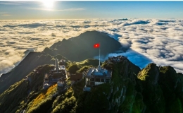 Săn m&ugrave;a m&acirc;y đẹp nhất năm tr&ecirc;n đỉnh Fansipan