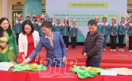 Sở Gi&aacute;o dục v&agrave; Đ&agrave;o tạo: Tổ chức chuy&ecirc;n đề trải nghiệm nghề l&agrave;m cốm Thanh Hương