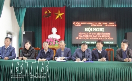 Sở N&ocirc;ng nghiệp v&agrave; Ph&aacute;t triển n&ocirc;ng th&ocirc;n: B&agrave;n giao 100 con b&ecirc; giống cho c&aacute;c hộ n&ocirc;ng d&acirc;n