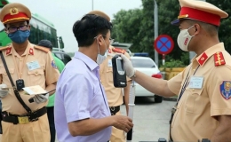 Tăng cường xử l&yacute; vi phạm nồng độ cồn dịp cuối năm