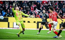 Bayern thua trận đầu tại Bundesliga