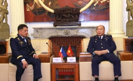 Gặp x&atilde; giao giữa Cảnh s&aacute;t biển Việt Nam v&agrave; Lực lượng Bảo vệ bờ biển Phillipnes