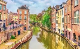 Kh&aacute;m ph&aacute; "th&agrave;nh phố xanh" nổi tiếng của H&agrave; Lan