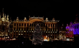 M&agrave;n tr&igrave;nh diễn &aacute;nh s&aacute;ng khởi động m&ugrave;a Gi&aacute;ng sinh tại Brussels, Bỉ