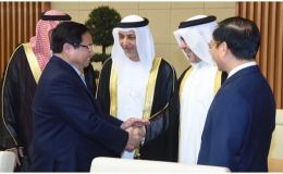 Ph&aacute;t huy vai tr&ograve; cầu nối, t&iacute;ch cực th&uacute;c đẩy hợp t&aacute;c giữa Việt Nam với Saudi Arabia, UAE, Qatar