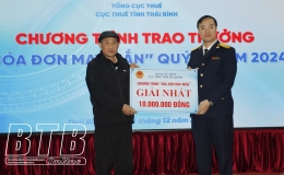 Trao thưởng lần 1 cho 19 kh&aacute;ch h&agrave;ng tr&uacute;ng thưởng chương tr&igrave;nh &ldquo;H&oacute;a đơn may mắn&rdquo;, qu&yacute; III/2024
