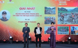 Vinh danh những &ldquo;Khoảnh khắc v&agrave;ng&rdquo; trong nhiếp ảnh