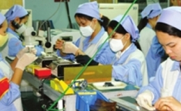 Năm 2013: doanh nghiệp Nh&agrave; nước đầu tư tr&ecirc;n 500.000 tỷ đồng cho ph&aacute;t triển