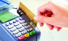 Bỏ quy định cho r&uacute;t 5 triệu đồng qua POS