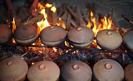 Đặc sắc m&oacute;n c&aacute; kho l&agrave;ng Vũ Đại 