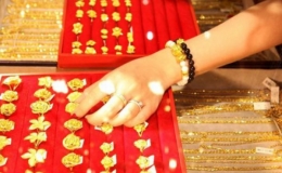 Gi&aacute; v&agrave;ng SJC giảm khi gi&aacute; v&agrave;ng thế giới tăng đột biến