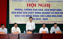 Kh&ocirc;ng để hộ gia đ&igrave;nh n&agrave;o thiếu nước sinh hoạt trong đợt hạn mặn 2019-2020