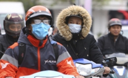 Đ&atilde; c&oacute; nắng ấm nhưng miền Bắc nhiều khả năng sẽ đ&oacute;n đợt gi&aacute; r&eacute;t mới v&agrave;o cuối tuần n&agrave;y.