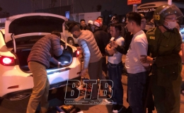 Ph&aacute;t hiện trường hợp nghi t&agrave;ng trữ chất ma t&uacute;y