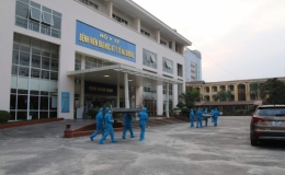 Thứ trưởng Bộ Y tế Nguyễn Trường Sơn: Nỗ lực đến 25 Tết sẽ khống chế được 2 ổ dịch Hải Dương v&agrave; Quảng Ninh