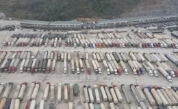 Đến trước Tết Nguy&ecirc;n đ&aacute;n kh&ocirc;ng c&ograve;n xe &ugrave;n tắc tại c&aacute;c cửa khẩu