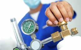 Nguy cơ dịch gia tăng cận Tết, Bộ Y tế y&ecirc;u cầu c&aacute;c địa phương b&aacute;o c&aacute;o nhu cầu &ocirc;xy y tế