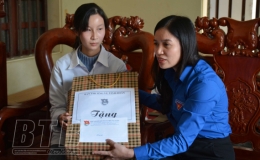 Tỏa s&aacute;ng những tấm gương học sinh, sinh vi&ecirc;n vượt kh&oacute; 