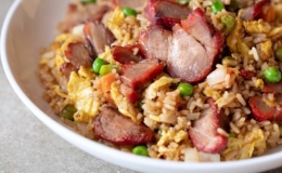 Cơm chi&ecirc;n x&aacute; x&iacute;u đổi vị ng&agrave;y đầu năm