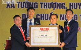 C&ocirc;ng bố x&atilde; thứ 60 của tỉnh Sơn La đạt chuẩn n&ocirc;ng th&ocirc;n mới