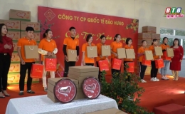 Doanh nghiệp chăm lo tết cho người lao động