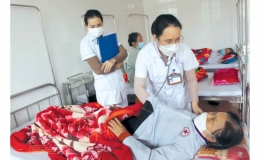 Giữ ấm cho người bệnh khi thời tiết lạnh s&acirc;u